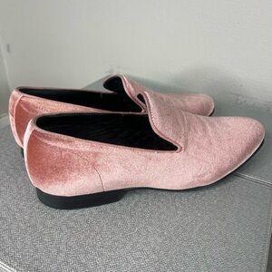 Salmon Pink Steve Madden velvet loafer